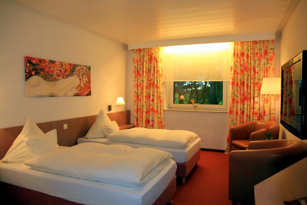 Hotel Am Springhorstsee Großburgwedel Habitación foto